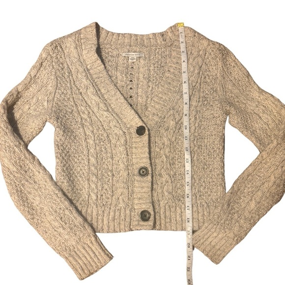 American Eagle cardigan. Size small - Picture 6 of 6